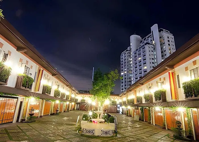 Victoria Court - Pasig 3*