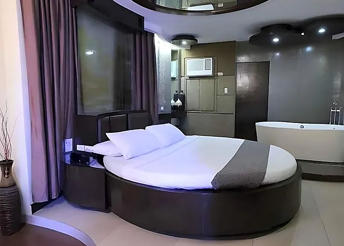 Hotel Victoria Court - Pasig Manila
