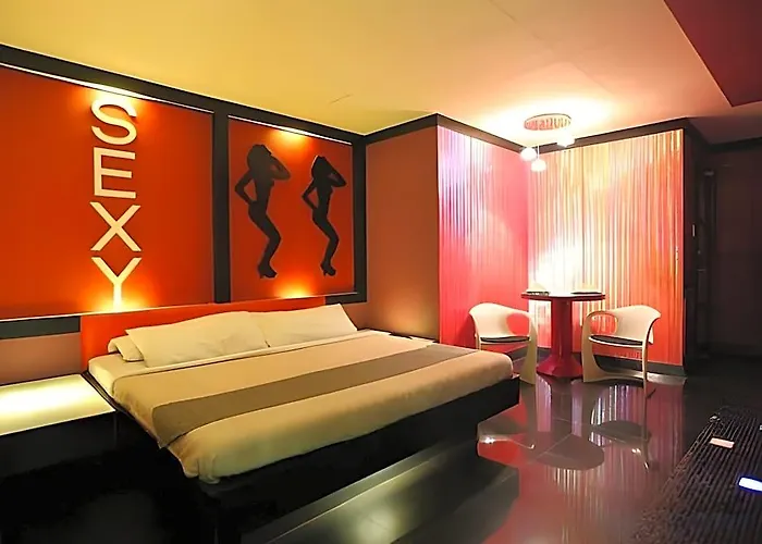 Hotel Victoria Court - Pasig 3*