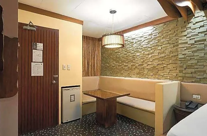 Hotel Victoria Court - Pasig 3*